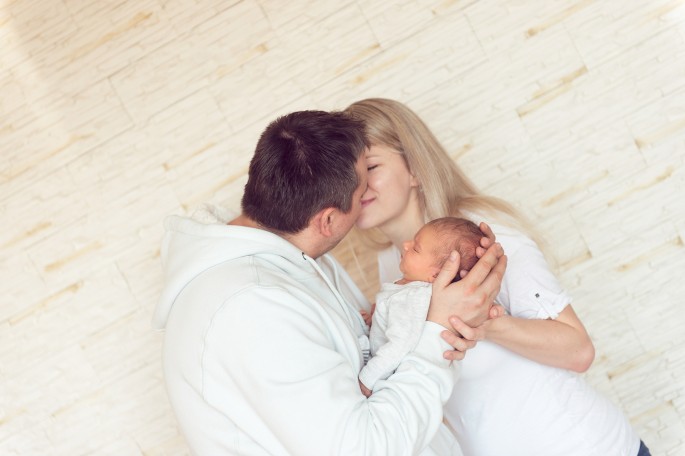 lifestylové newborn rodinné focení doma