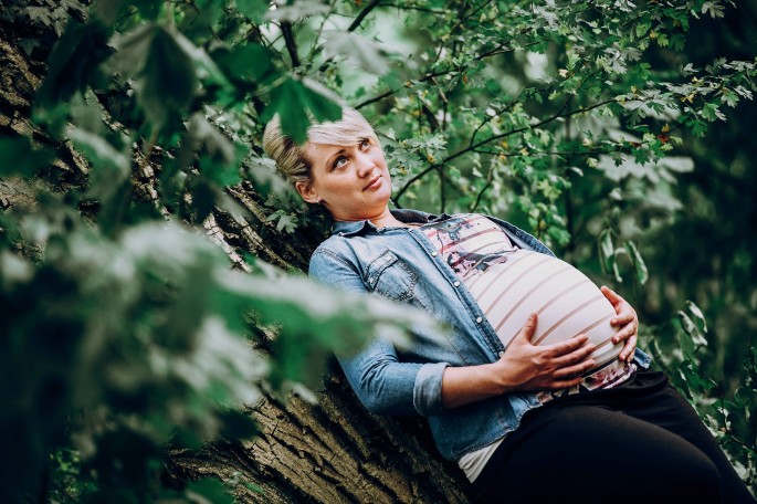 těhotenské lifestylové focení exterierové