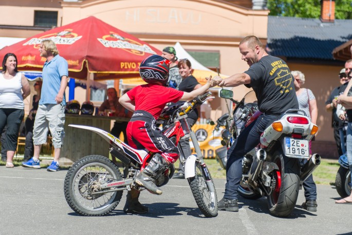 motosraz dolní slivno 2017