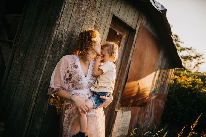 fotografka fotoivetk iveta krausova rodinné těhotenské exteriérové focení lifestyle zlatá hodinka