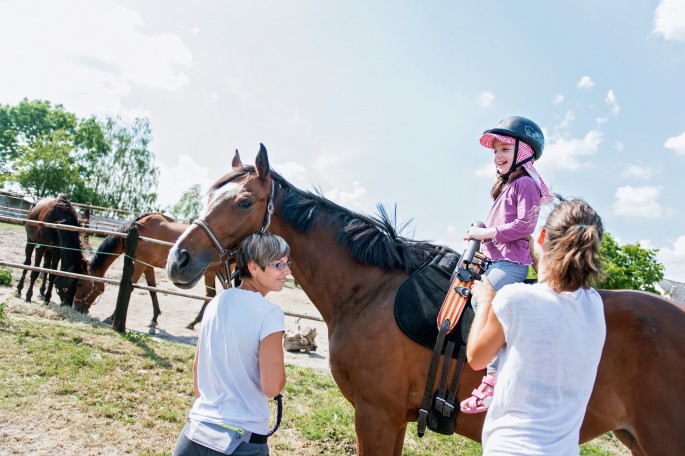 rodinné focení exterierové lifestyle dotek světla hipoterapie