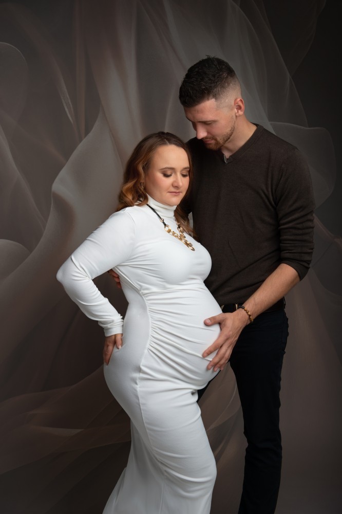 těhotenské focení v ateliéru fotograf mladá boleslav iveta krausova 