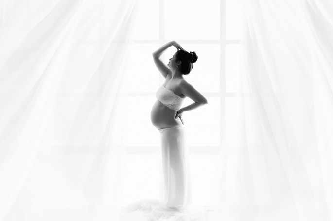 těhotenské focení v ateliéru fotograf mladá boleslav iveta krausova 