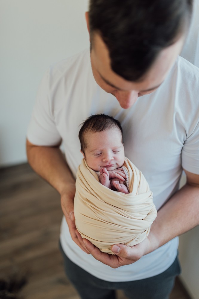 lifestylové focení newborn miminka doma 