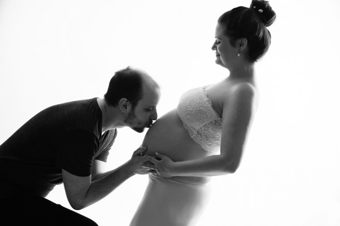 těhotenské focení v ateliéru fotograf mladá boleslav iveta krausova 