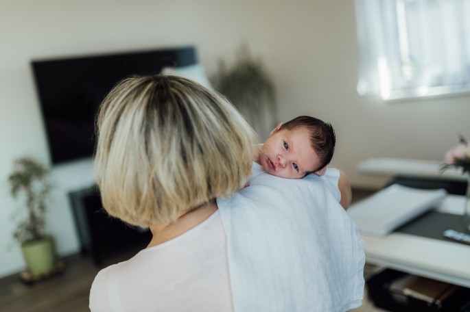 lifestylové focení newborn miminka doma 